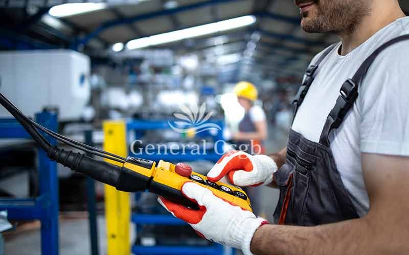 Üretim Sektöründe İş Güvenliği ile Tehlikeleri Azaltma